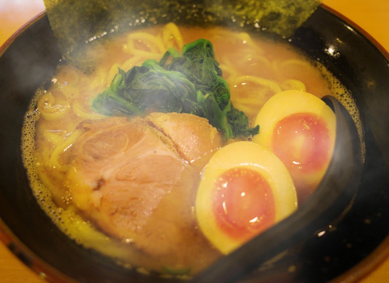 Yokohama iekei ramen