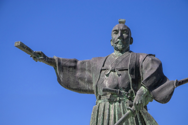 Samurai figure inspired by Oda Nobunaga