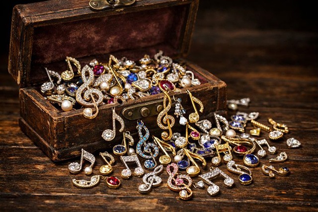 Nagano, Wooden music box using a Sankyo movement from the Suwa precision engineering region